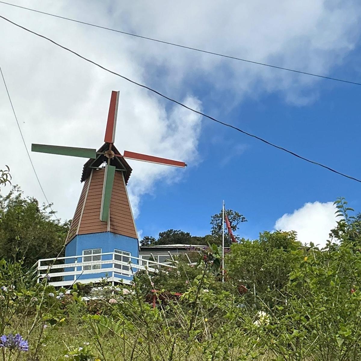 Hotel Vistas Del Cielo Cartago Exteriör bild